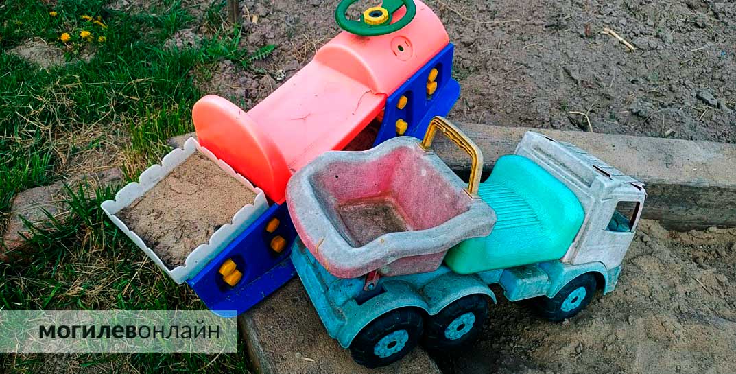 Должностных лиц по делу 3-летнего Семена Татаруты, убитого родителями в Слуцке, будут судить с 1 июля