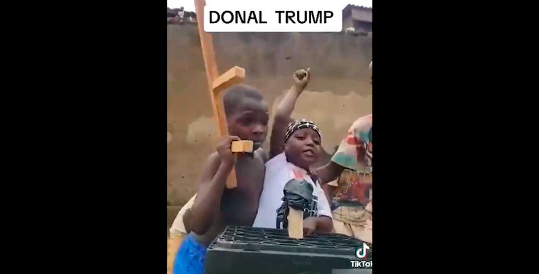 Африканские дети спародировали покушение на Дональда Трампа. Забавный ролик гуляет по сети