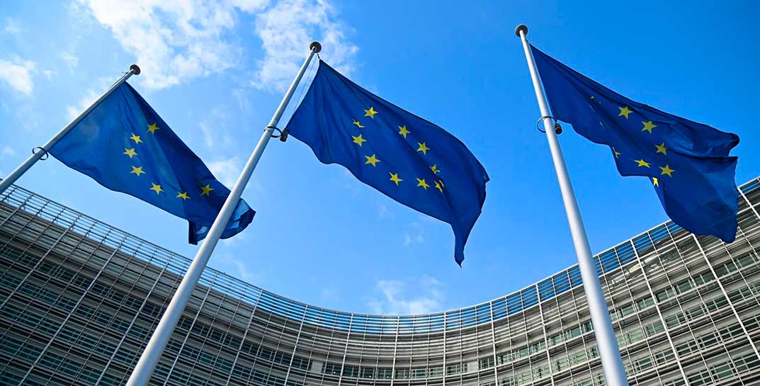 Восемь стран Евросоюза призвали ужесточить санкции против Беларуси и России