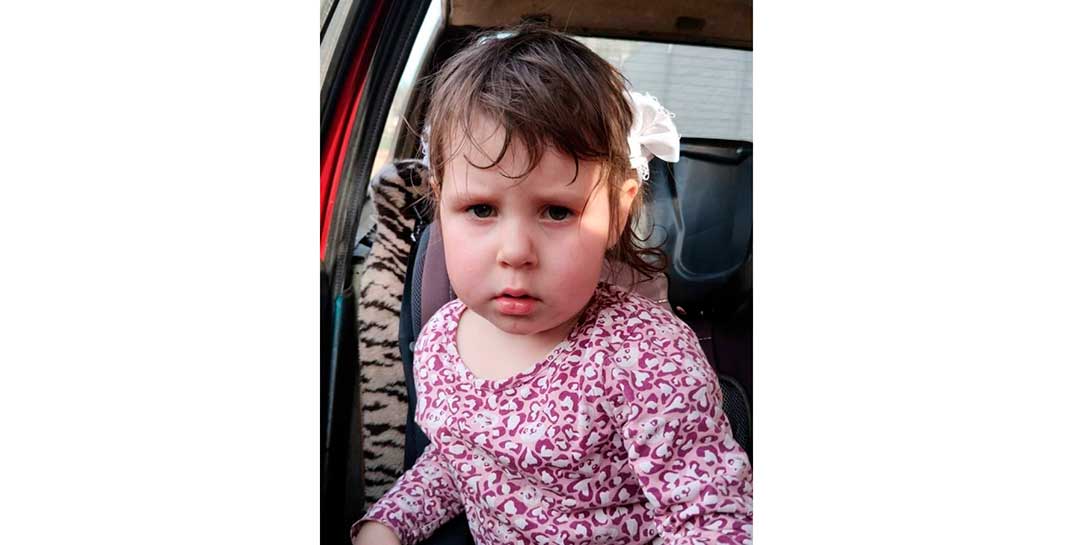 В Брестской области пропала 4-летняя девочка, которая не разговаривает. Ребенок ушел из дома вчера и до сих пор малышку не нашли