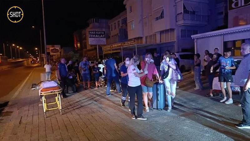 Автобус с российскими и белорусскими туристами попал в ДТП в Анталье. Есть пострадавшие