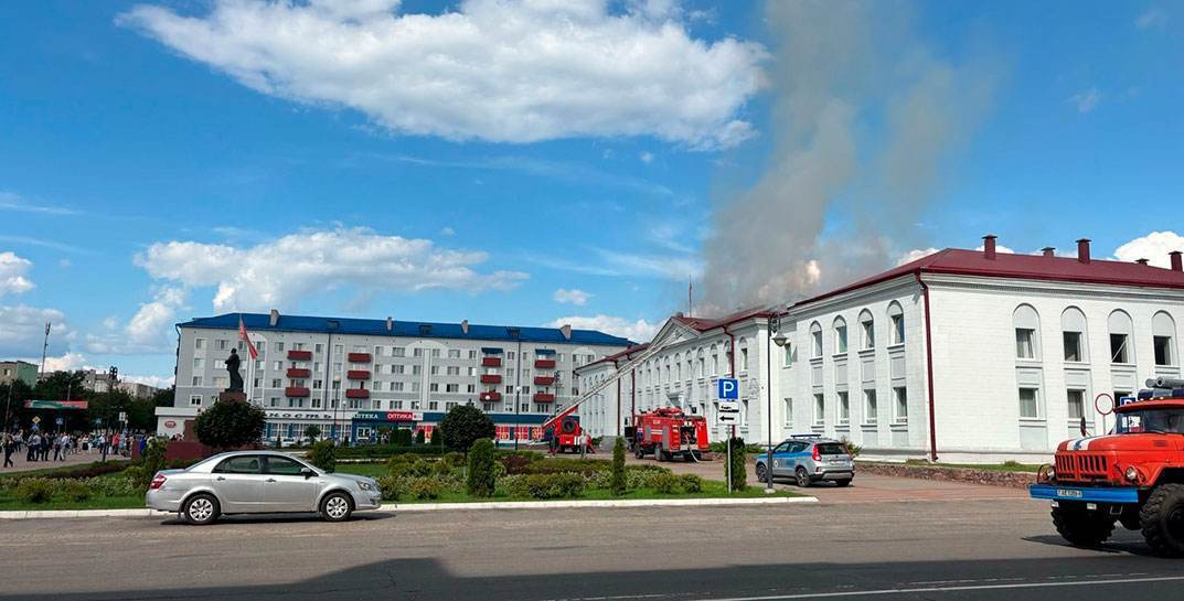 В Осиповичах загорелся… исполком