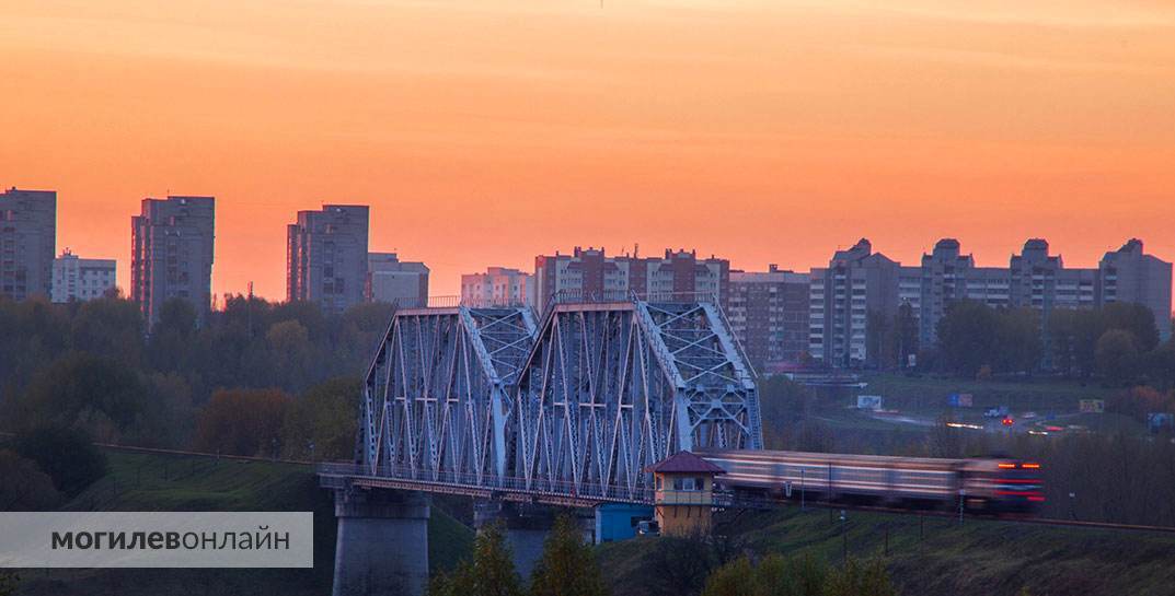 БелЖД сообщила, что во время каникул и ноябрьских праздников запустит 90 дополнительных поездов по самым популярным направлениям