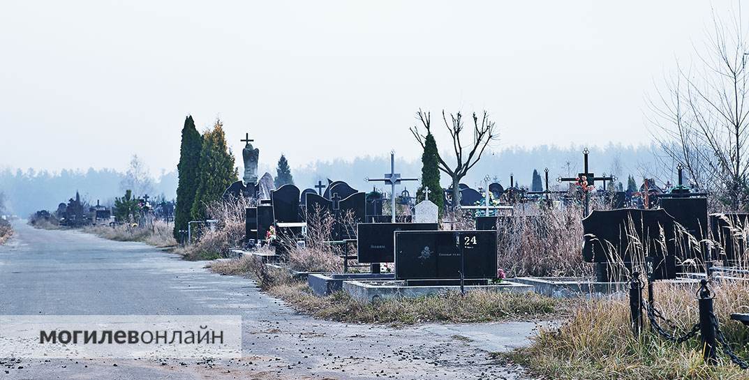 Гранитная афера: белорусский «гробовщик» обманул 700 человек по всей стране, заработал 4,5 миллиона и сбежал за границу