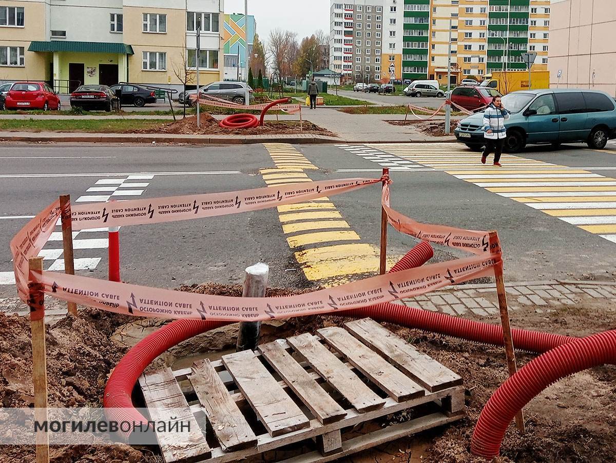 Хорошая новость для родителей и школьников — на пешеходном переходе возле ТЦ «Орбита» появится светофор