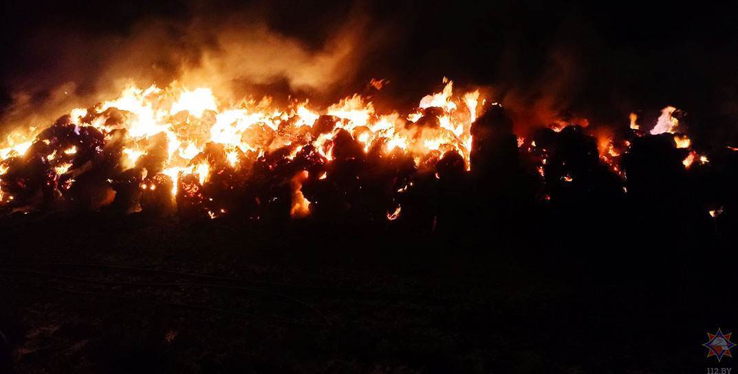 В Горецком районе горело 115 тонн соломы. Удалось спасти только 15 тонн