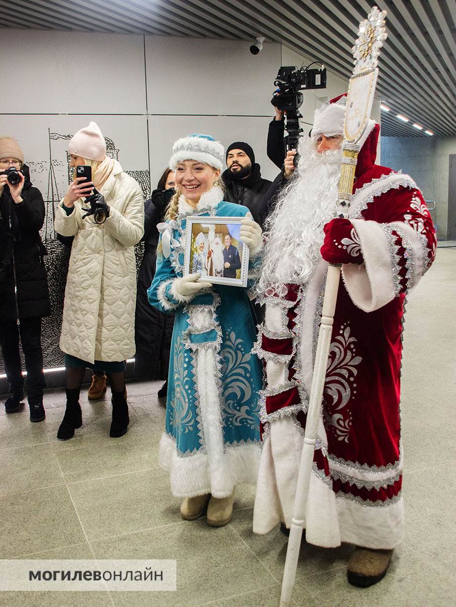 Первые пешеходы — пошли! Побывали на торжественном открытии подземки на перекрестке проспекта Пушкинского и улицы Островского в Могилеве