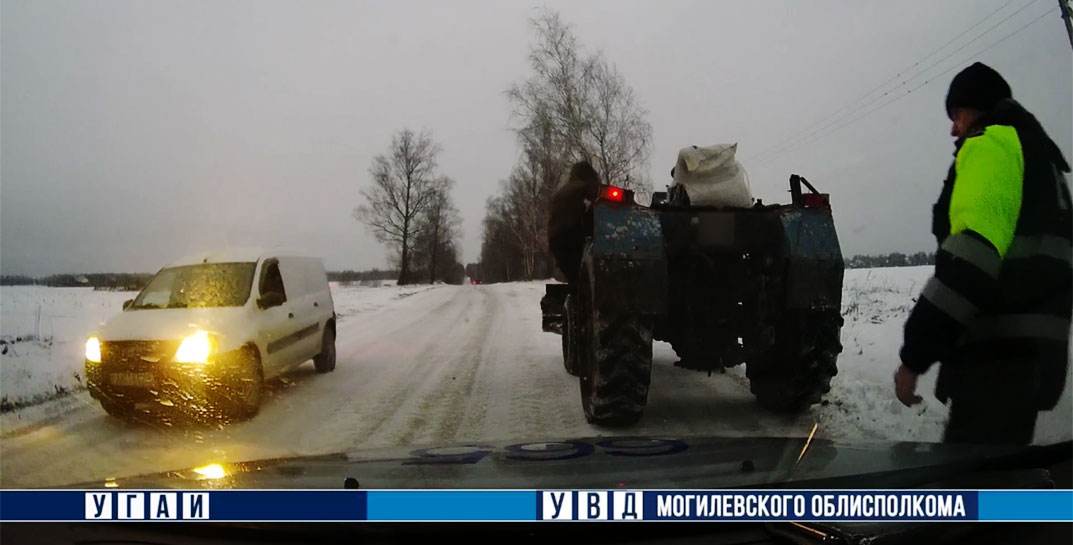 В Климовичском районе задержали пьяного тракториста