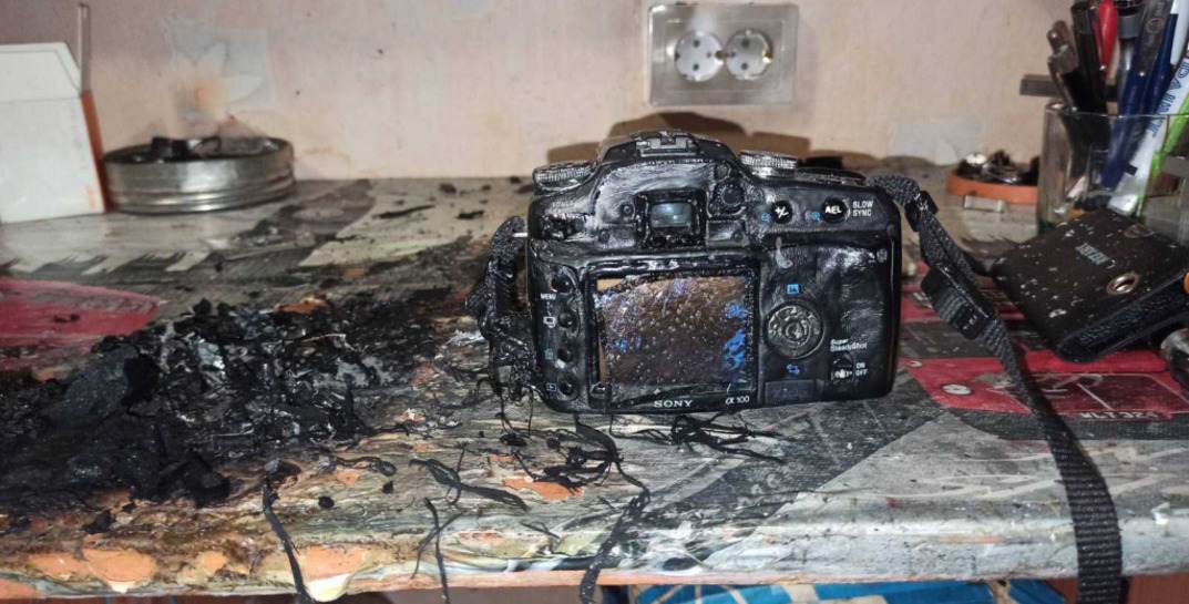 В Осиповичах из-за оставленного на зарядке фотоаппарата случился пожар в квартире