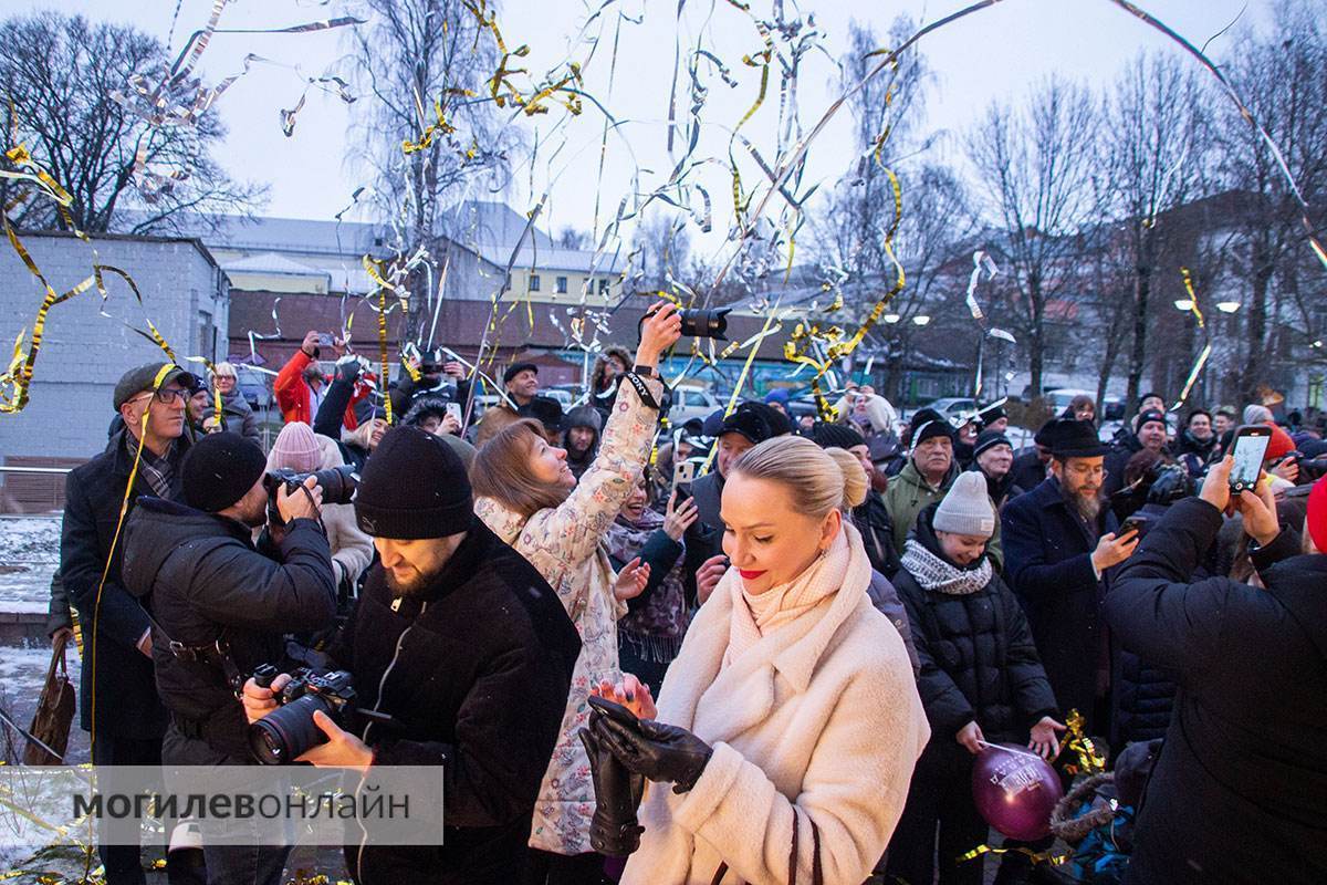 «Принесет свет и добро не только евреям, но и всем жителям города». В Могилеве торжественно открыли Просветительский Центр по улице Ленинской 