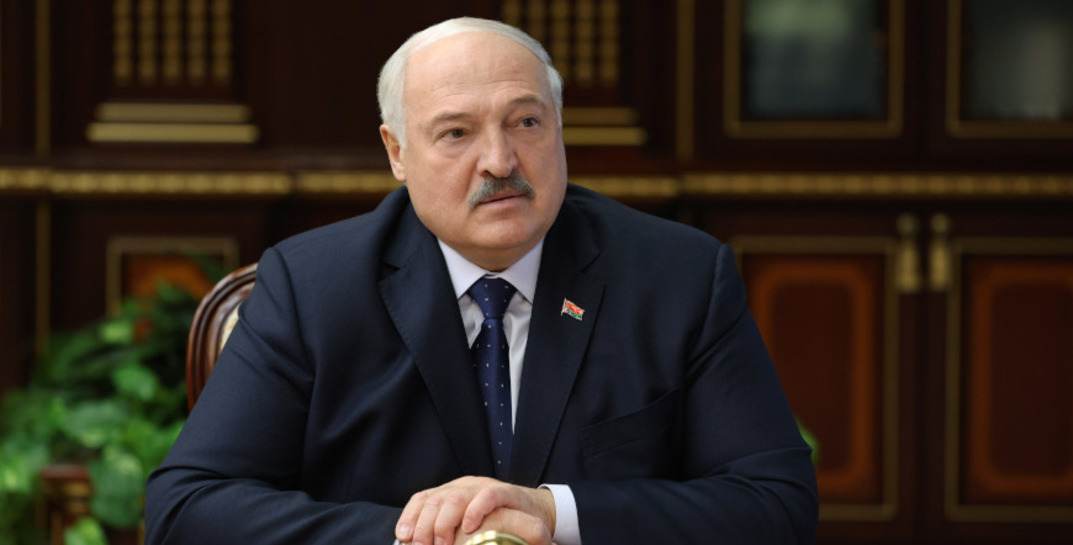 «Самоубийством заниматься не собираемся». Лукашенко заверил, что не будет «включать станок» для печатания денег