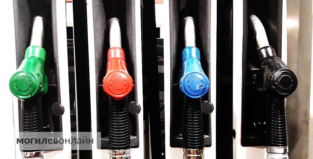 Завтра второй раз за март подорожает автомобильное топливо