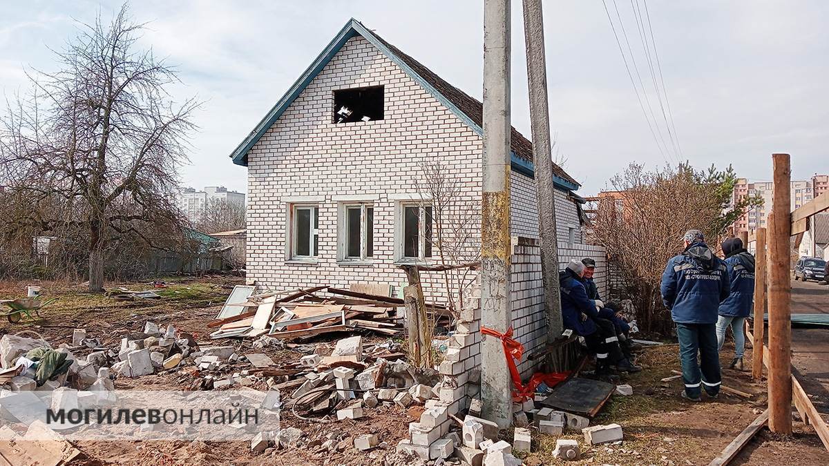 В Могилеве рядом с Ледовым дворцом сносят 2 улицы — говорят, на этом мест построят школу 