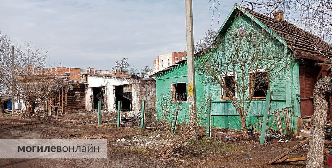 В Могилеве рядом с Ледовым дворцом сносят 2 улицы — говорят, на этом месте построят школу