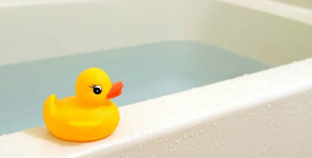 Трагедия в Пинске: в ванне утонула маленькая девочка