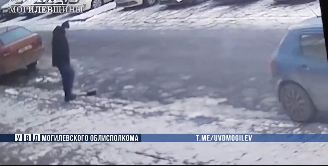 В Могилеве девушка потеряла сумку с деньгами, ее забрал себе прохожий — возбуждено уголовное дело