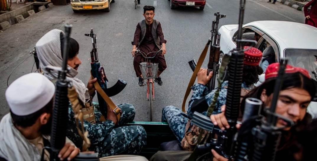 В России спустя 22 года признали не террористической одну известную афганскую организацию. Уже догадались какую?