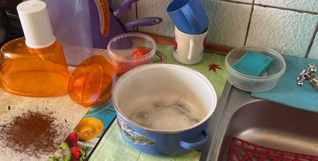 В Осиповичах женщина вылила на мужа, с которым прожила почти 50 лет, кастрюлю кипятка. Из-за чего все началось и чем закончилось?