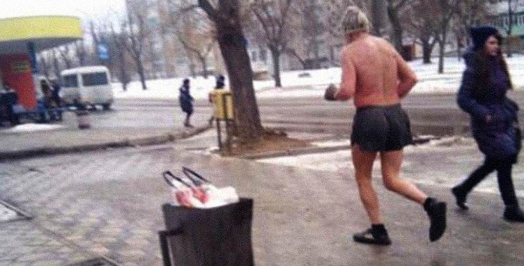 Минчанин принял альфа-PVP и двое суток ловил бэд-трипы: спасаясь «от пожара» разбил головой стекло машины, а потом напугал пенсионеров — забежал к ним в квартиру, окропил водой из-под крана, и выпрыгнул в окно, прихватив мобильник