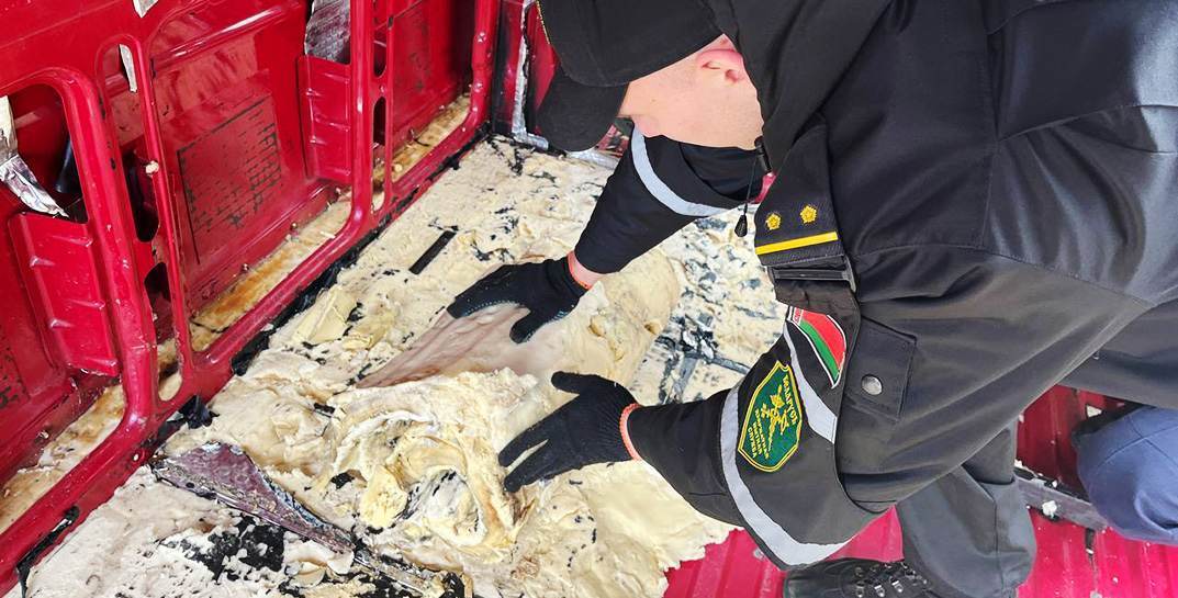 Через Беларусь пытались провезти крупнейшую в истории страны партию взрывчатки — более полутонны. Таким количеством можно взорвать большой мост