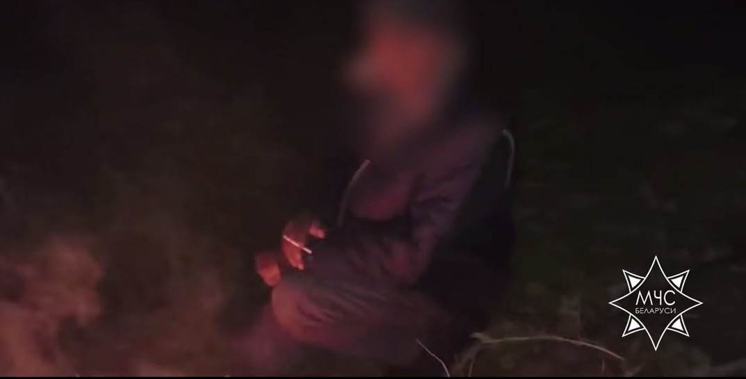 В Чаусском районе пенсионер отправился на рыбалку и заблудился в лесу — в МЧС рассказали, как его искали