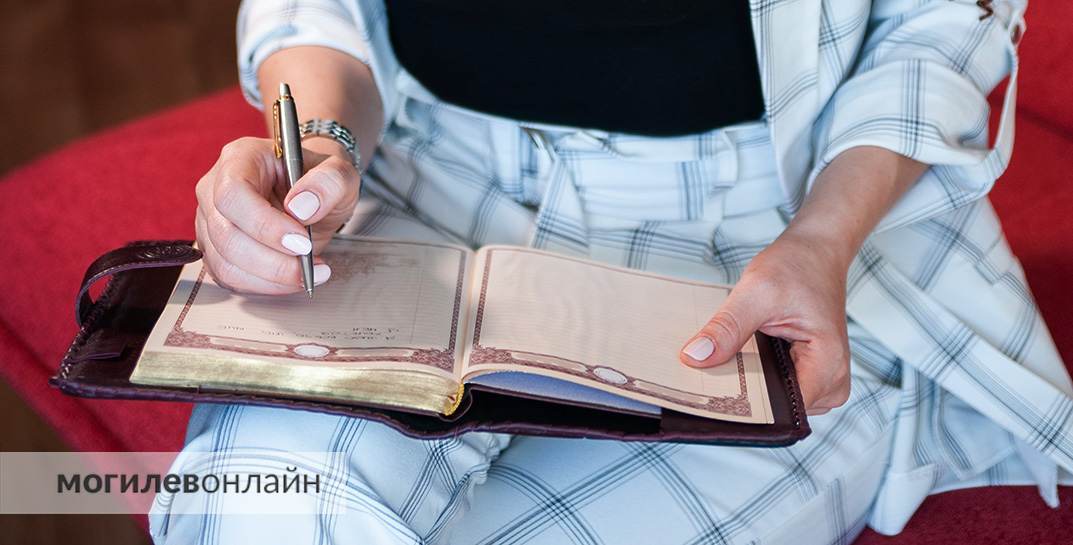 Правильно ли насчитали зарплату? Что делать при конфликте с руководством? — в Беларуси начал действовать номер, по которому работнику ответят на все вопросы