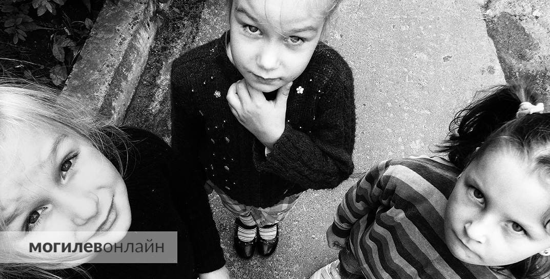 По новым правилам с 12 июня родители первоклассников смогут подать заявления сразу в несколько школ
