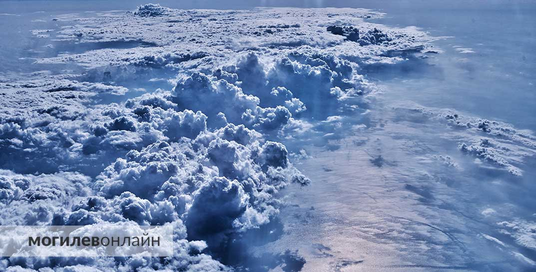 Первых 23-х белорусов эвакуировали из Ирана — они уже в Минске