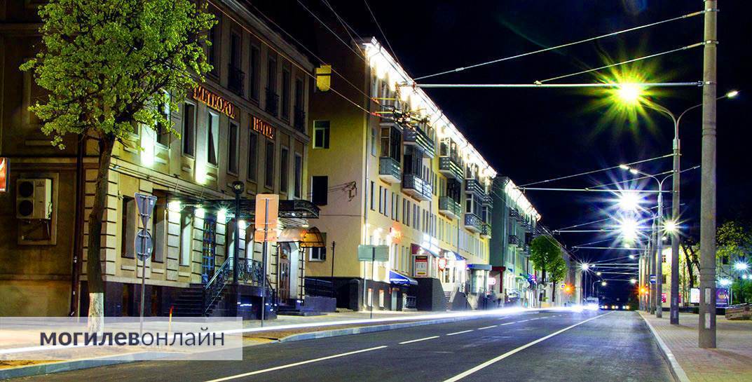 Завтра — без спиртного, с перекрытыми улицами и объездом троллейбусов. В Могилеве — выпускной-2025