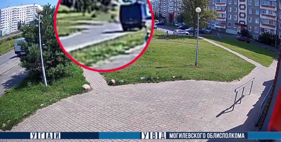 В Могилеве произошло ДТП с 15-летним электросамокатчиком и 70-летним водителем — подросток в больнице