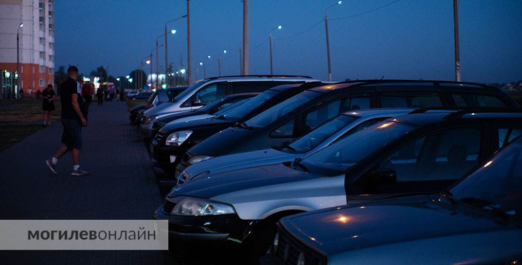 Пьяный белорус разбил 18 авто, «спасая» их владельцев от возможных ДТП
