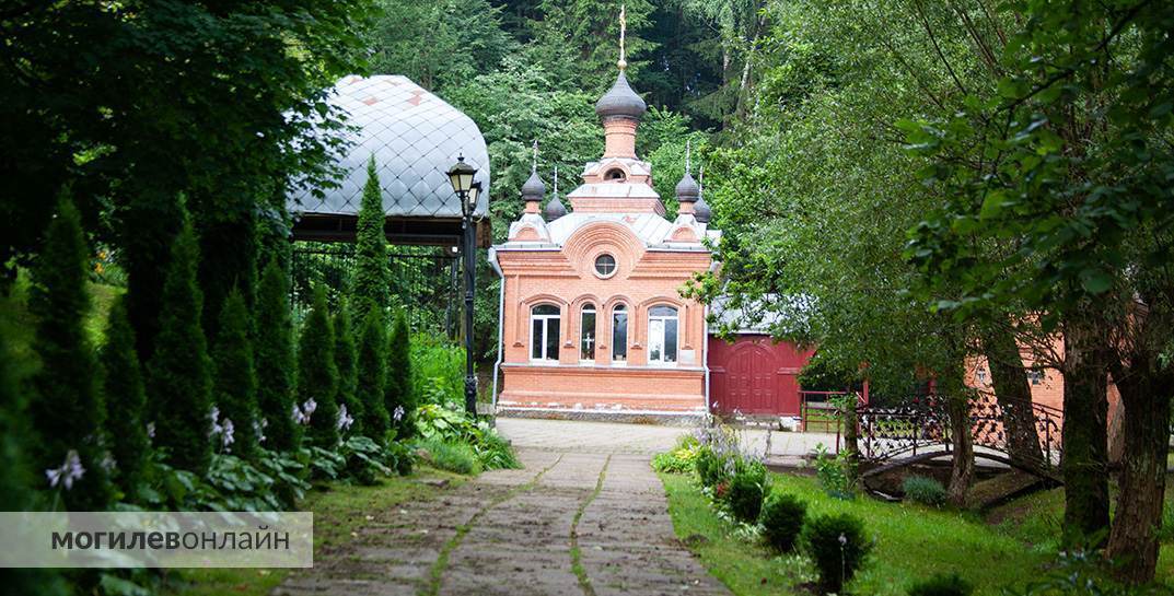 В Полыковичах преображается знаменитая криница: благоустройство полным ходом — смотрите сами