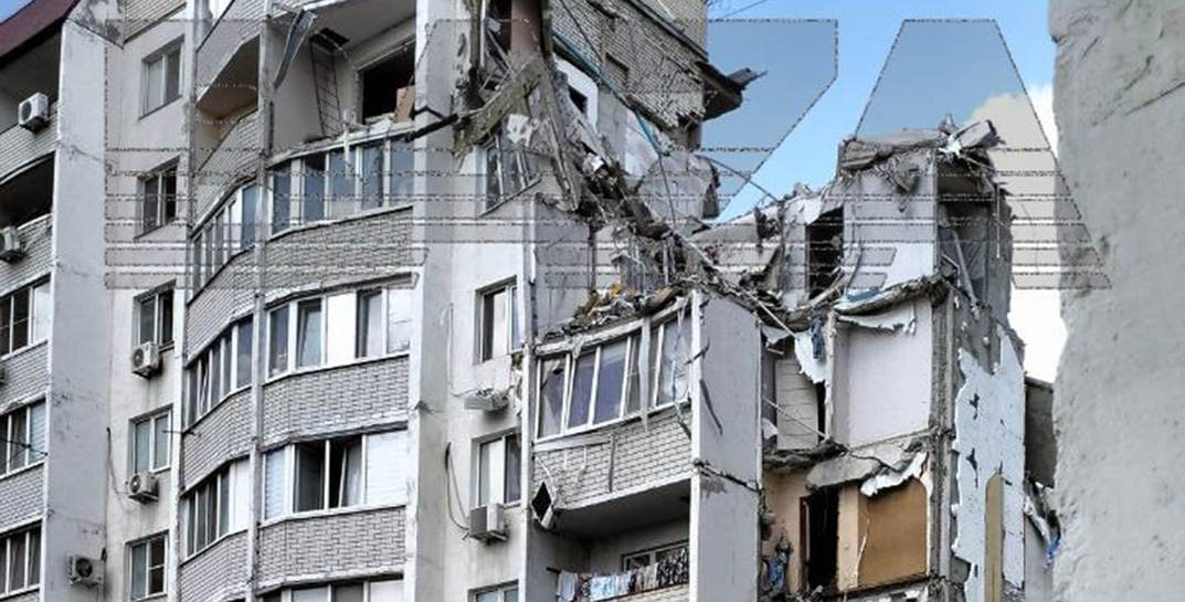 В саратовской многоэтажке взорвался газ — рухнул целый подъезд, погибли люди. Посмотрите, какой треш