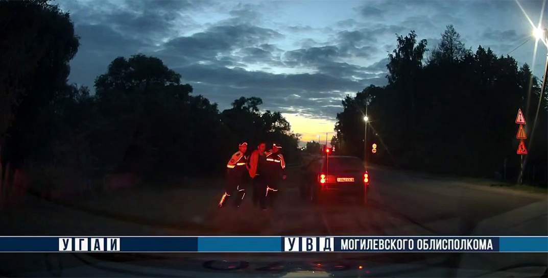 Пьяного водителя задержали с погоней в Хотимске — он надышал в трубку аж 2,3 промилле