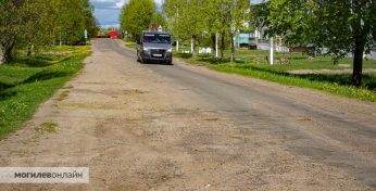 Белорусы чаще всего жалуются в службу 115 на дороги в агрогородках
