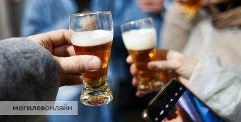 Стоит ли продавать на трибунах спортивных объектов пиво? МАРТ предложил белорусам проголосовать
