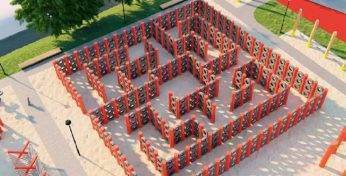 Шины, столбы, пожарные шланги и подростковый драйв — посмотрите на уникальную площадку, которая появилась в белорусском городке