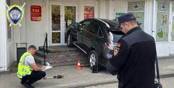 В Молодечно водитель Lexus на парковке перепутал педали и насмерть сбил женщину