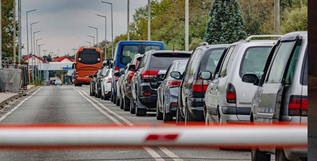 Очередь из более чем 3500 автомобилей. На белорусско-польской границе установили новый антирекорд