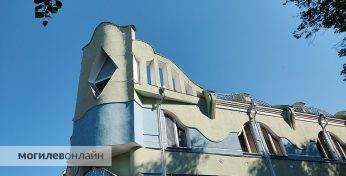 Пинчанка создала колл-центр и отправляла белорусам коробки с картоном и буклетами, вместо обещанных подарков — обманула почти 800 человек