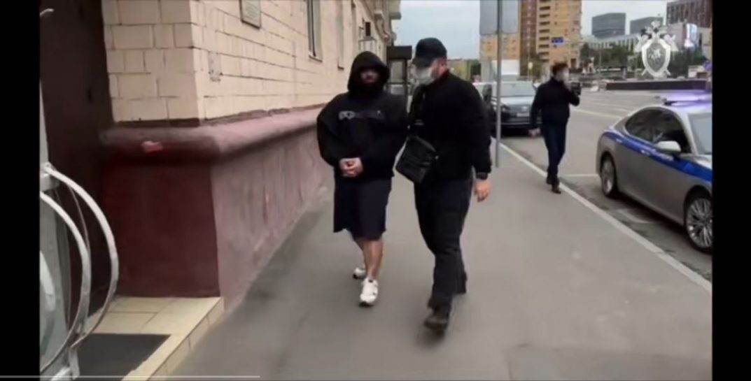 «Гуру саморазвития» попался в багажнике: известного блогера задержали при попытке бежать в Беларусь