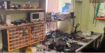 Силовики в Гродно обнаружили гараж с метеозондами и нелегальную мастерскую по производству дронов