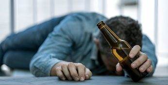 Житель Кричева заработал уголовку, устроив пьяный дебош на парковке