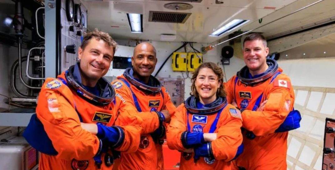 NASA впервые за 50 лет наметило дату первого полета людей к Луне