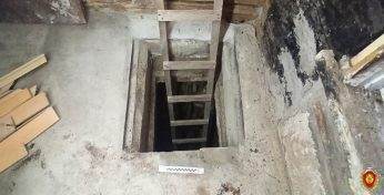 Белорусы купили себе дом под Гродно и нашли в подвале мумифицированный труп