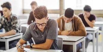 Минобразования Беларуси утвердили график ЦТ на 2026 год с резервными днями