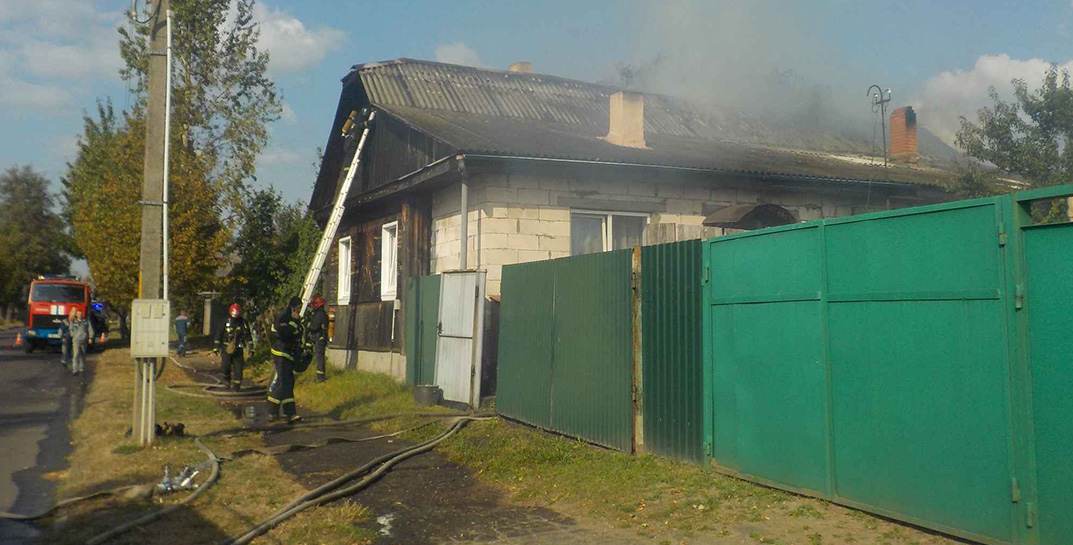 Очередная «пьяная» сигарета? В Бобруйске женщина чуть не сгорела заживо