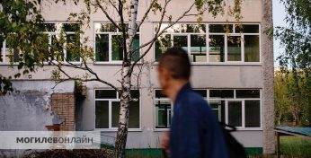 В Могилеве снова предложили снести закрытый детский сад на Симонова, чтобы построить дома. Посмотрели, как выглядит это место сейчас