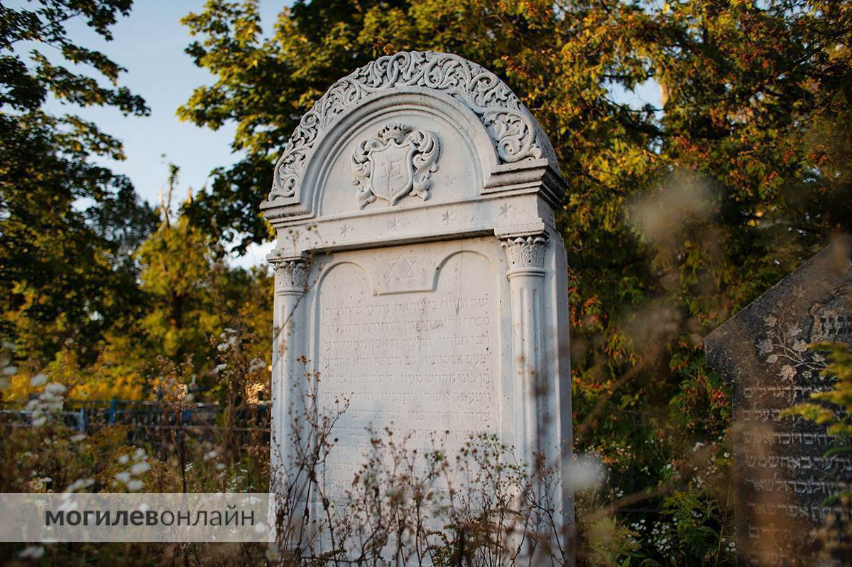 Еврейское, но не совсем: вспоминаем историю старого кладбища на Ольчинской в Могилеве
