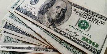 В Гомеле кассир распознал «суперподделку» стодолларовой купюры. Чем отличалась?